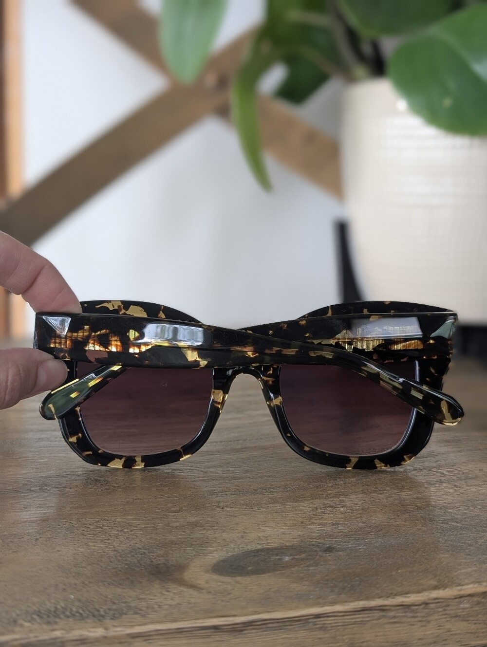 KREWE du optic Dauphine Flat Lens in Zulu Tortoise - Picture 9 of 16